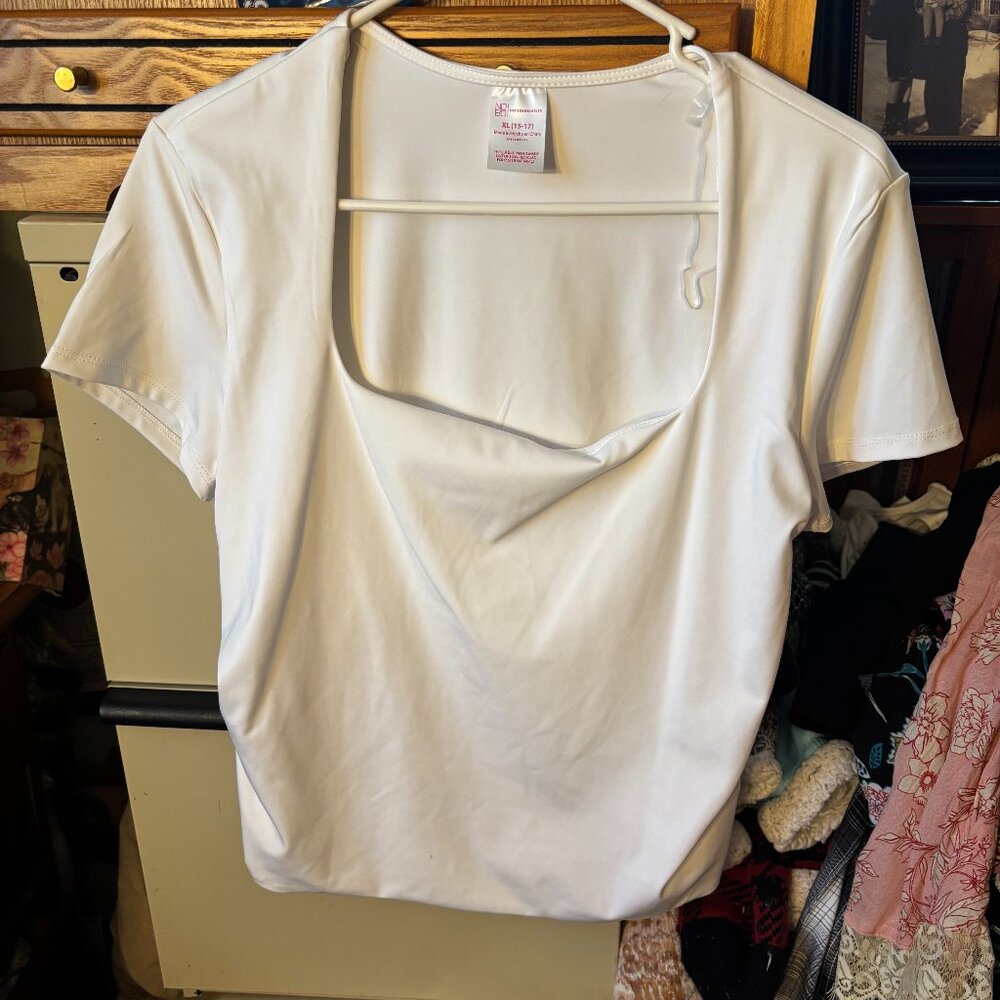 Women's White Top